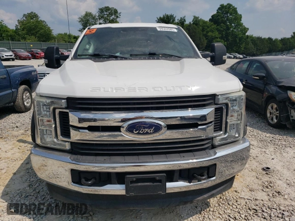 2017 Ford F-250 Lariat with VIN 1FT7W2B6XHEB36788, listed as a Copart auction lot 59502685 with 107,970 mi miles and Salvage title. Bid and sale history available at DreamBid. Image 5.