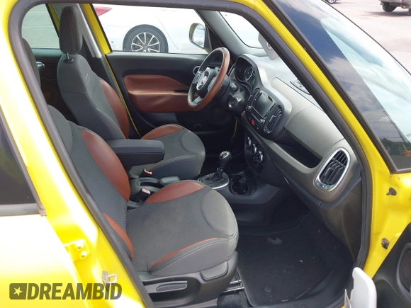 2014 FIAT 500L Trekking with VIN ZFBCFADH7EZ020527, listed as a IAAI auction lot 42193698 with 21,771 mi miles and . Bid and sale history available at DreamBid. Image 5.