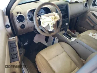 2007 Ford Explorer Sport Trac Limited z VIN 1FMEU53K97UB49560, wystawiony jako Copart lot #54001975 z przebiegiem 252 849 mil mil oraz Szkoda całkowita • Salvage title. Historia ofert i sprzedaży dostępna na DreamBid. Obrazek 8.