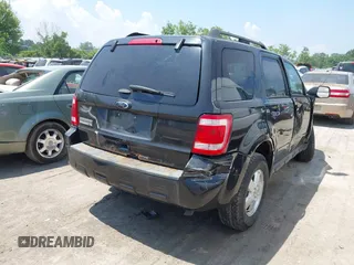 2011 Ford Escape XLT с VIN 1FMCU9DG4BKA98868, выставлен на аукционе IAAI как лот 42580210 с пробегом Не указан миль и . История ставок и продаж доступна на DreamBid. Изображение 4.
