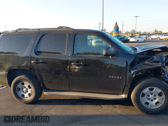 2013 Chevrolet Tahoe LS с VIN 1GNSCAE00DR247218, выставлен на аукционе IAAI как лот 42081674 с пробегом 164 687 миль миль и . История ставок и продаж доступна на DreamBid. Изображение 14.