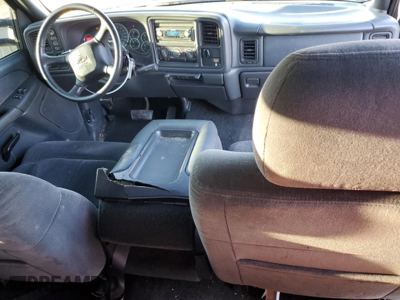 2002 Chevrolet Silverado 1500 LT with VIN 2GCEK19T721166459, listed as a Copart auction lot 44781525 with 199,652 mi miles and Salvage Title. Bid and sale history available at carsss.com. Image 8.