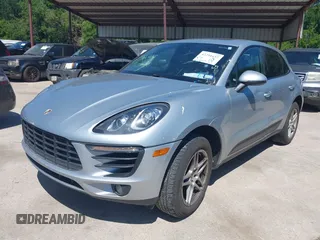 2017 Porsche Macan z VIN WP1AA2A58HLB81896, wystawiony jako IAAI lot #42251657 z przebiegiem 135 214 mil mil oraz . Historia ofert i sprzedaży dostępna na DreamBid. Obrazek 17.