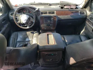 2010 GMC Yukon XL Denali with VIN 1GKUKMEF0AR209403, listed as a Copart auction lot 61909074 with 272,580 mi miles and Salvage Title. Bid and sale history available at carsss.com. Image 8.