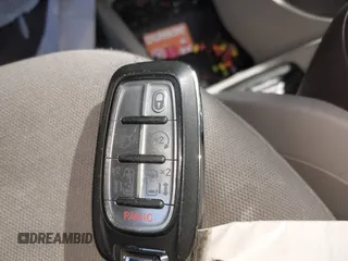 2020 Chrysler Pacifica Touring with VIN 2C4RC1FGXLR185354, listed as a IAAI auction lot 42093302 with 117,932 mi miles and . Bid and sale history available at DreamBid. Image 11.