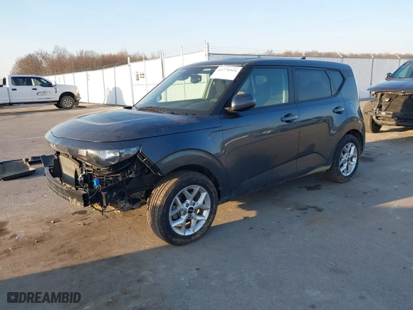 2024 Kia Soul LX with VIN KNDJ23AUXR7914052, listed as a IAAI auction lot 41774414 with 39,835 mi miles. Bid and sale history available at carsss.com. Image 18.