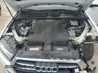 2019 Audi Q7 Premium Plus with VIN WA1LHAF77KD031395, listed as a Copart auction lot 60893815 with 47,008 mi miles and Salvage title. Bid and sale history available at DreamBid. Image 12.