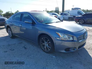 2012 Nissan Maxima SV z VIN 1N4AA5AP7CC803388, wystawiony jako IAAI lot #41798149 z przebiegiem 110 539 mil mil oraz . Historia ofert i sprzedaży dostępna na DreamBid. Obrazek 1.