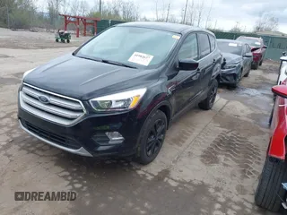 2019 Ford Escape SE z VIN 1FMCU9GD1KUA45891, wystawiony jako IAAI lot #41982627 z przebiegiem 97 546 mil mil oraz . Historia ofert i sprzedaży dostępna na DreamBid. Obrazek 2.