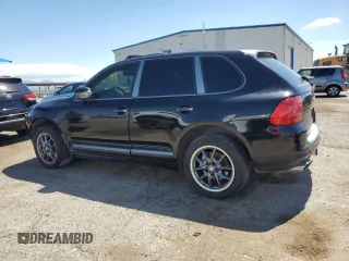 2006 Porsche Cayenne S z VIN WP1AB29P66LA68545, wystawiony jako Copart lot #59036285 z przebiegiem 151 025 mil mil oraz Szkoda całkowita • Salvage title. Historia ofert i sprzedaży dostępna na DreamBid. Obrazek 2.