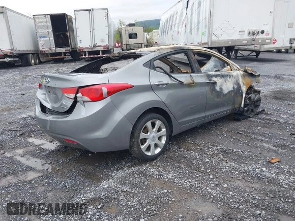 2011 Hyundai Elantra Limited z VIN KMHDH4AE2BU156124, wystawiony jako IAAI lot #42207220 z przebiegiem 158 000 mil mil oraz . Historia ofert i sprzedaży dostępna na DreamBid. Obrazek 4.