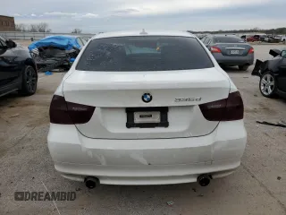 2011 BMW 3 Series 335d z VIN WBAPN7C58BA950567, wystawiony jako Copart lot #51859515 z przebiegiem Nie podano mil oraz Szkoda całkowita • Salvage title. Historia ofert i sprzedaży dostępna na DreamBid. Obrazek 6.