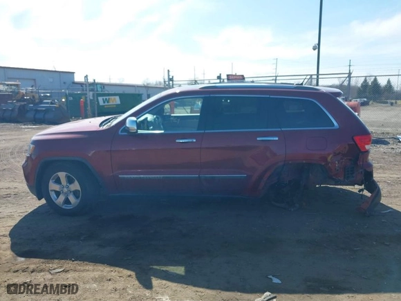 2012 Jeep Grand Cherokee Limited with VIN 1C4RJFBG1CC155449, listed as a IAAI auction lot 41845977 with 135,103 mi miles. Bid and sale history available at carsss.com. Image 13.