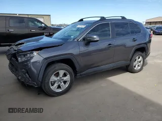 2019 Toyota RAV4 XLE with VIN 2T3W1RFV4KW015808, listed as a Copart auction lot 46042065 with 76,476 mi miles and Clean Title. Bid and sale history available at carsss.com. Image 1.