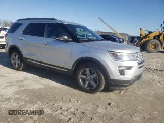 2018 Ford Explorer XLT z VIN 1FM5K7D88JGC25425, wystawiony jako Copart lot #89195105 z przebiegiem 99 890 mil mil oraz Szkoda całkowita • Salvage title. Historia ofert i sprzedaży dostępna na DreamBid. Obrazek 4.