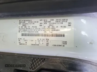 2016 Ford Transit Cargo z VIN 1FTYE1YM4GKB13059, wystawiony jako IAAI lot #42626529 z przebiegiem 260 756 mil mil oraz . Historia ofert i sprzedaży dostępna na DreamBid. Obrazek 28.