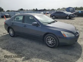2004 Honda Accord LX z VIN 1HGCM56374A027018, wystawiony jako Copart lot #54768385 z przebiegiem 167 237 mil mil oraz Szkoda całkowita • Salvage title. Historia ofert i sprzedaży dostępna na DreamBid. Obrazek 4.