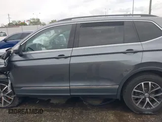 2020 Volkswagen Tiguan SE with VIN 3VV3B7AX0LM121061, listed as a IAAI auction lot 41881541 with 60,315 mi miles and . Bid and sale history available at DreamBid. Image 14.