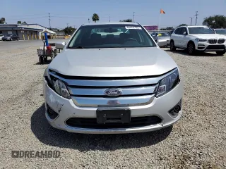 2010 Ford Fusion Hybrid z VIN 3FADP0L30AR394710, wystawiony jako Copart lot #60652485 z przebiegiem 114 135 mil mil oraz Szkoda całkowita • Salvage title. Historia ofert i sprzedaży dostępna na DreamBid. Obrazek 5.
