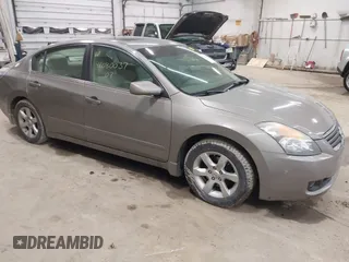 2007 Nissan Altima 2.5 with VIN 1N4AL21E17N496950, listed as a IAAI auction lot 42080037 with 0 mi miles. Bid and sale history available at carsss.com. Image 1.