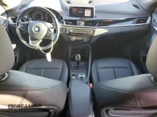 2021 BMW X1 xDrive28i with VIN WBXJG9C08M5U21413, listed as a Copart auction lot 49733935 with 44,220 mi miles and Salvage Title. Bid and sale history available at carsss.com. Image 8.