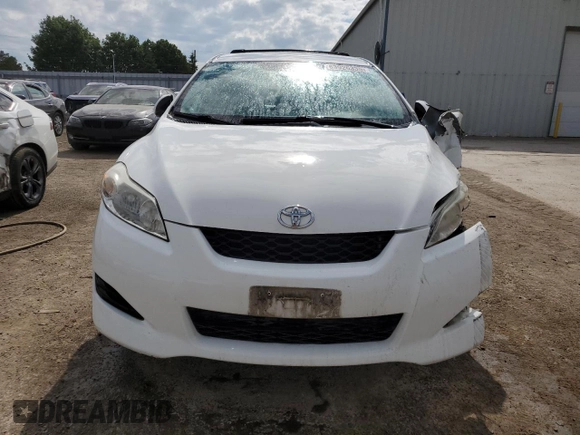2009 Toyota Matrix S with VIN 2T1LE40E29C003924, listed as a Copart auction lot 63926335 with 117,940 mi miles and Clean title. Bid and sale history available at DreamBid. Image 5.