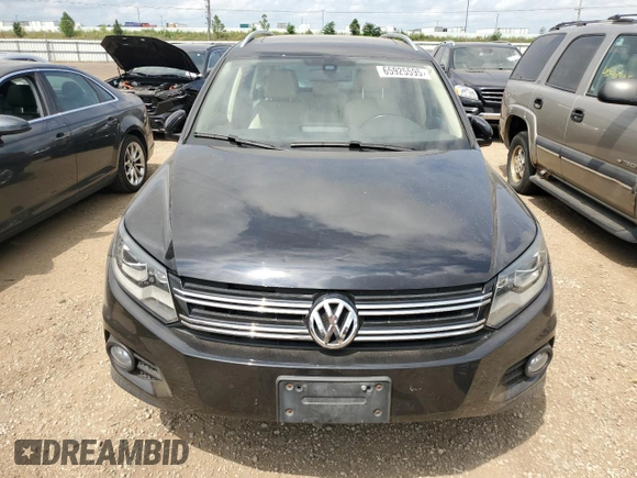 2016 Volkswagen Tiguan R-Line with VIN WVGAV7AX1GW514727, listed as a Copart auction lot 65925595 with 87,012 mi miles and Clean title. Bid and sale history available at DreamBid. Image 5.