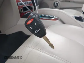 2006 Jeep Commander Limited с VIN 1J8HG58226C291506, выставлен на аукционе IAAI как лот 42254528 с пробегом 140 030 миль миль и . История ставок и продаж доступна на DreamBid. Изображение 11.