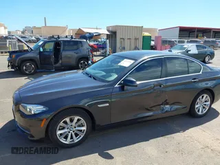 2014 BMW 5 Series 528i z VIN WBA5A5C50ED510000, wystawiony jako IAAI lot #41871538 z przebiegiem 37 169 mil mil oraz . Historia ofert i sprzedaży dostępna na DreamBid. Obrazek 6.