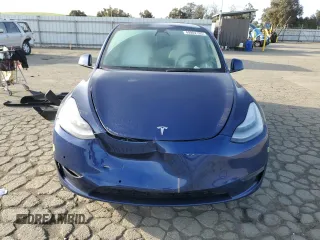 2022 Tesla Model Y Long Range with VIN 7SAYGDEE2NF419229, listed as a Copart auction lot 49902165 with 40,369 mi miles and Salvage Title. Bid and sale history available at DreamBid. Image 5.