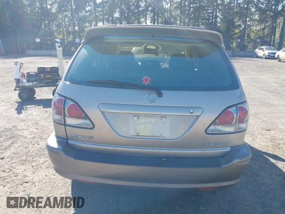 2002 Lexus RX 300 with VIN JTJHF10UX20261307, listed as a IAAI auction lot 42029494 with 1 mi miles. Bid and sale history available at carsss.com. Image 15.