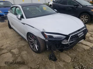 2019 Audi RS 5 Sportback z VIN WUABWCF54KA903957, wystawiony jako Copart lot #49552262 z przebiegiem Nie podano mil oraz . Historia ofert i sprzedaży dostępna na DreamBid. Obrazek 1.