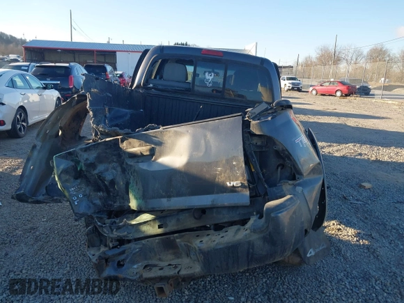 2013 Toyota Tacoma with VIN 5TFMU4FN1DX016785, listed as a IAAI auction lot 41364476 with 1 mi miles. Bid and sale history available at carsss.com. Image 16.