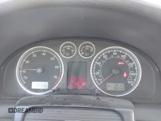 2004 Volkswagen Passat GLS z VIN WVWPD63B04E229578, wystawiony jako IAAI lot #41994869 z przebiegiem 136 746 mil mil oraz . Historia ofert i sprzedaży dostępna na DreamBid. Obrazek 7.