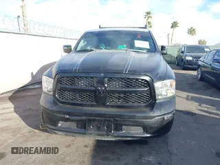 2016 Ram 1500 Express z VIN 1C6RR6FG7GS382649, wystawiony jako IAAI lot #41499053 z przebiegiem 97 531 mil mil oraz . Historia ofert i sprzedaży dostępna na DreamBid. Obrazek 6.