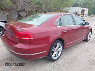 2015 Volkswagen Passat SE с VIN 1VWBV7A3XFC084781, выставлен на аукционе IAAI как лот 42166966 с пробегом 85 109 миль миль и . История ставок и продаж доступна на DreamBid. Изображение 4.