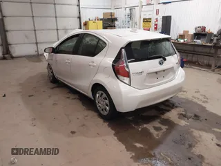 2015 Toyota Prius One with VIN JTDKDTB33F1584015, listed as a IAAI auction lot 41938091 with Not Provided miles and . Bid and sale history available at carsss.com. Image 3.