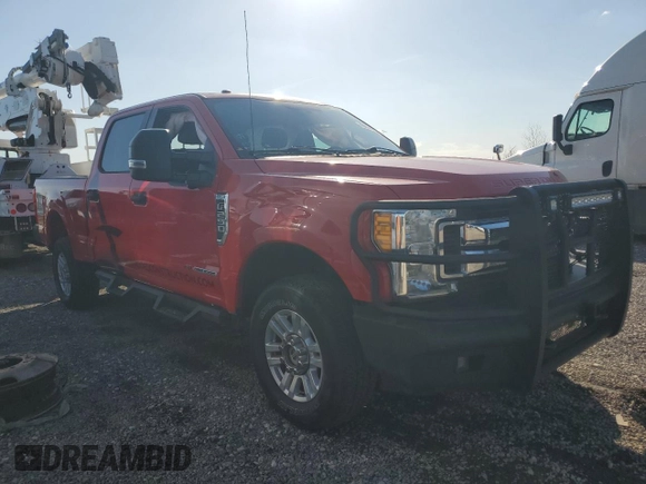 2017 Ford Super Duty F-250 SRW Lariat with VIN 1FT7W2BT5HEF48638, listed as a Copart auction lot 45609295 with 145,510 mi miles and Salvage Title. Bid and sale history available at carsss.com. Image 1.