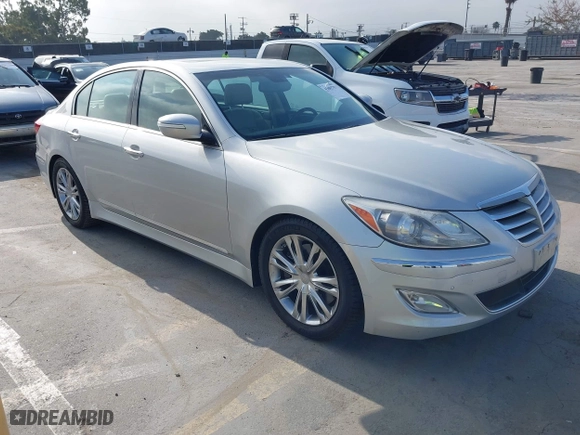 2012 Hyundai Genesis 4.6L with VIN KMHGC4DF1CU176415, listed as a IAAI auction lot 42085757 with 159,370 mi miles. Bid and sale history available at carsss.com. Image 1.