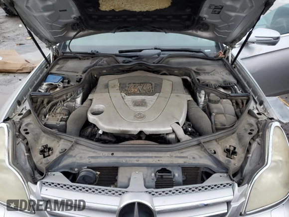 2009 Mercedes-Benz CLS-Class 5.5L with VIN WDDDJ72X69A141704, listed as a Copart auction lot 43817985 with 132,332 mi miles and Clean Title. Bid and sale history available at carsss.com. Image 11.