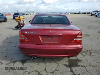 2001 Mercedes-Benz SLK 230/320 z VIN WDBKK65F81F197435, wystawiony jako Copart lot #51114955 z przebiegiem 113 869 mil mil oraz Szkoda całkowita • Salvage title. Historia ofert i sprzedaży dostępna na DreamBid. Obrazek 6.