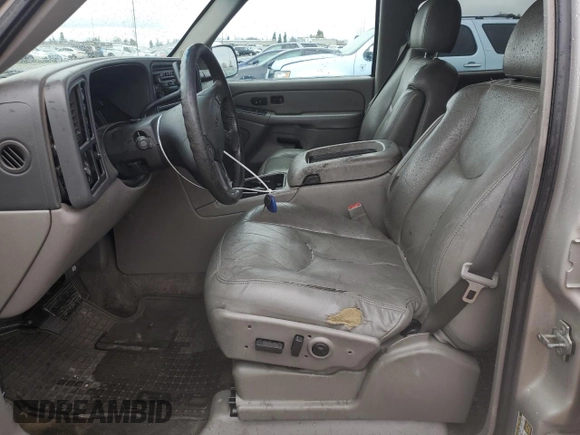 2004 GMC Yukon XL SLT z VIN 3GKFK16T84G286648, wystawiony jako Copart lot #43818975 z przebiegiem Nie podano mil oraz Szkoda całkowita • Salvage title. Historia ofert i sprzedaży dostępna na DreamBid. Obrazek 7.