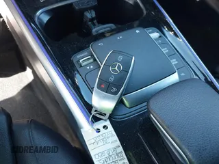 2021 Mercedes-Benz GLB 250 с VIN W1N4M4GBXMW114328, выставлен на аукционе IAAI как лот 41087371 с пробегом 69 195 миль миль и . История ставок и продаж доступна на DreamBid. Изображение 11.
