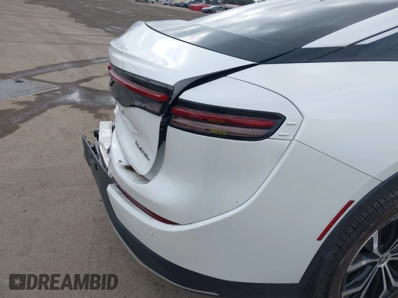 2023 Toyota Crown XLE с VIN JTDAAAAF5P3003219, выставлен на аукционе IAAI как лот 42109726 с пробегом 6 176 миль миль и . История ставок и продаж доступна на DreamBid. Изображение 20.