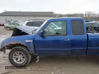 2009 Ford Ranger XLT with VIN 1FTZR45E99PA02617, listed as a IAAI auction lot 41508620 with 127,331 mi miles. Bid and sale history available at carsss.com. Image 15.