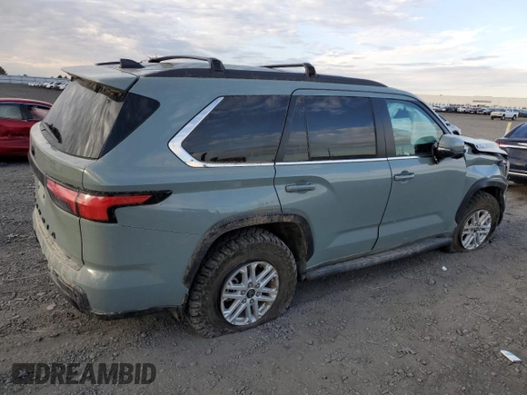 2024 Toyota Sequoia SR5 with VIN 7SVAAABA3RX039513, listed as a Copart auction lot 71787224 with 6,023 mi miles and Salvage Title. Bid and sale history available at carsss.com. Image 3.