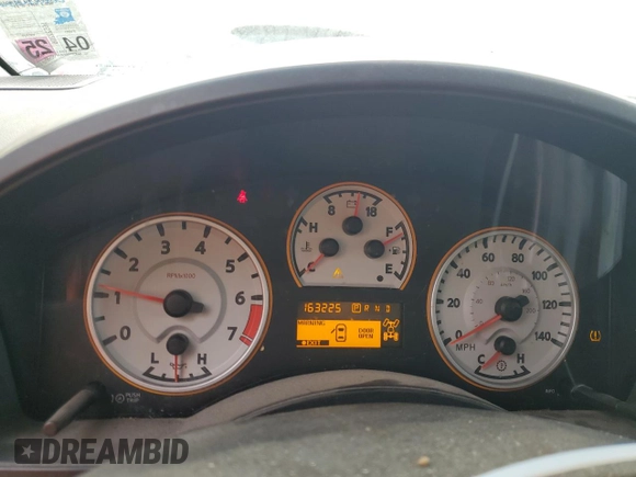 2008 Nissan Titan XE z VIN 1N6BA06C68N306381, wystawiony jako Copart lot #44445615 z przebiegiem 163 225 mil mil oraz Szkoda całkowita • Salvage title. Historia ofert i sprzedaży dostępna na DreamBid. Obrazek 9.