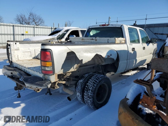 2006 GMC Sierra 1500 with VIN 1GTJC33U46F127819, listed as a Copart auction lot 88531945 with 276,975 mi miles and Salvage Title. Bid and sale history available at DreamBid. Image 3.