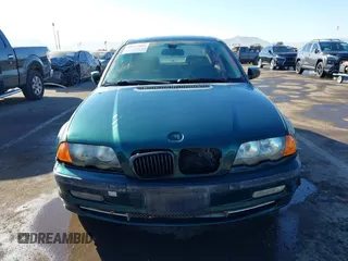 2001 BMW 3 Series 330i with VIN WBAAV53451JS95364, listed as a IAAI auction lot 40947092 with 240,108 mi miles. Bid and sale history available at carsss.com. Image 6.