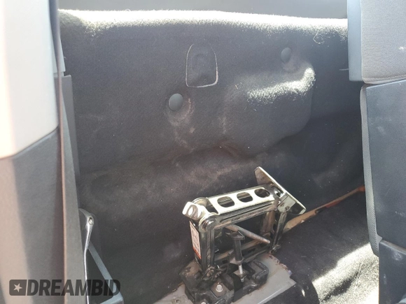 2021 Ford F-150 XL with VIN 1FTMF1C58MKE24095, listed as a Copart auction lot 57686455 with 60,583 mi miles and Salvage title. Bid and sale history available at DreamBid. Image 10.